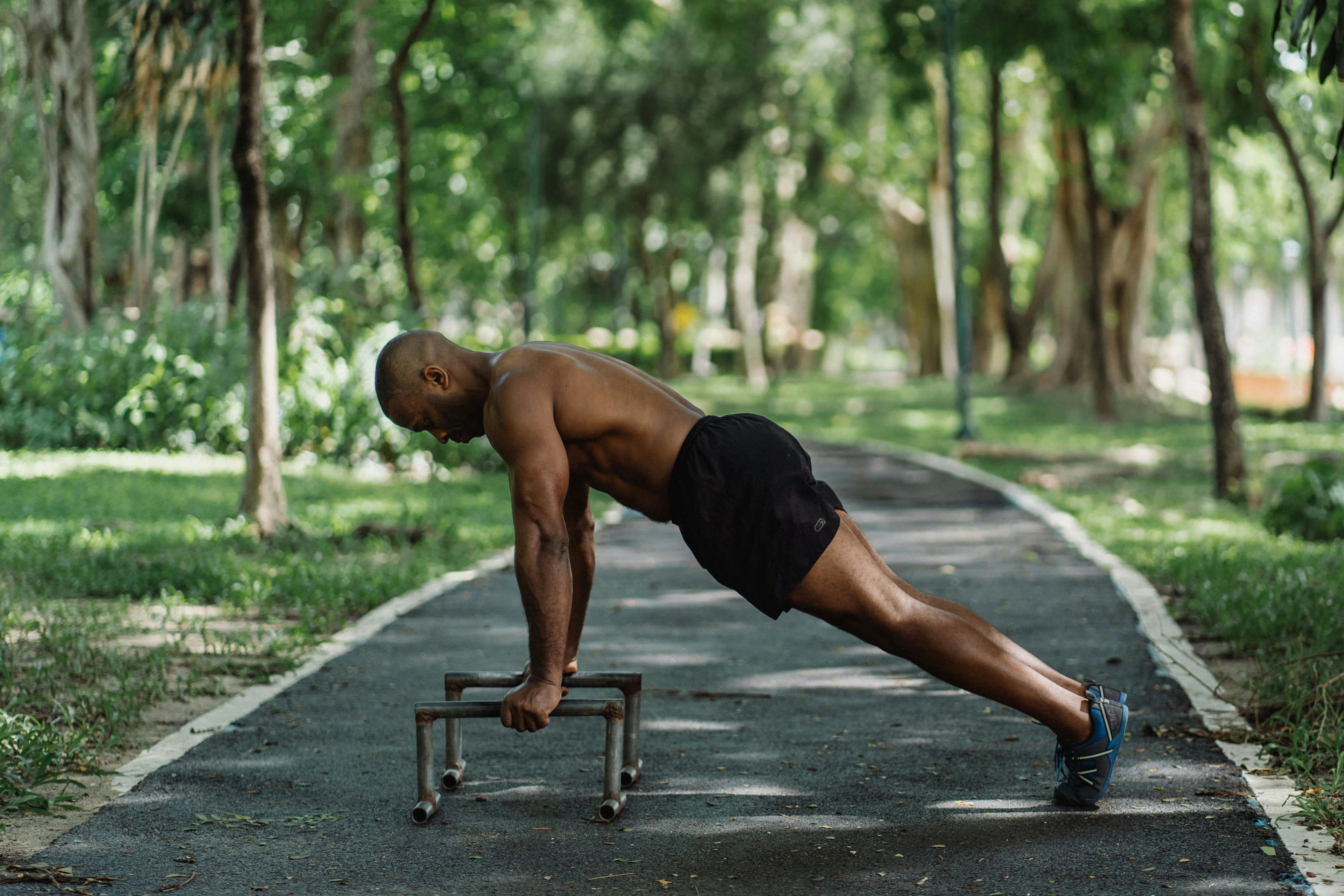 hiit-workout-plan-beginner-intermediate-advanced.avif
